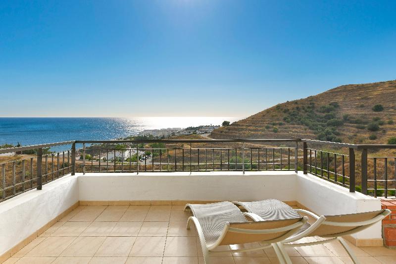 Olée Nerja Holiday Rentals by Fuerte Group Torrox Extérieur photo